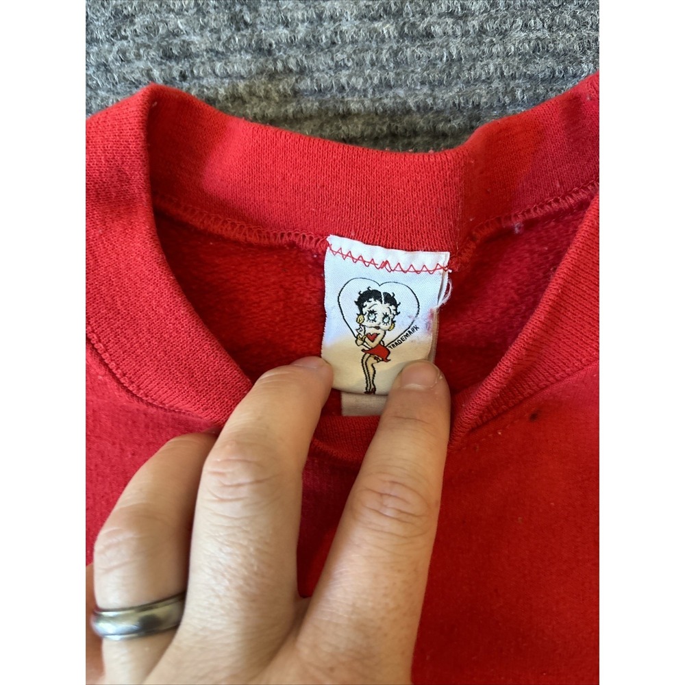 Y2K Betty Boop Vintage Size XL Red Crewneck Sweatshirt Christmas Naughty Girls - Picture 4 of 13
